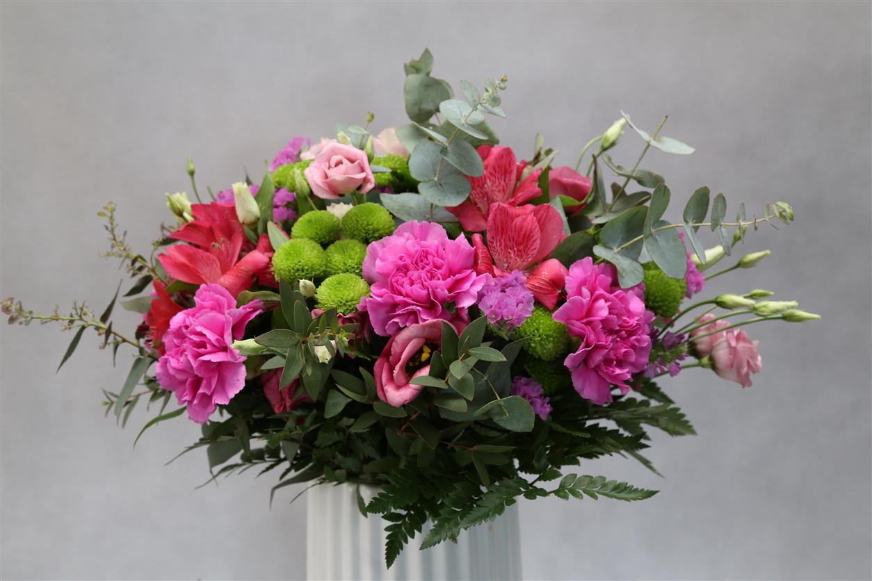 In the modern world of online shopping, sending flowers has become easier and more accessible than ever. Serenata Flowers is a leading UK-based online florist that has transformed the way people express emotions through floral gifts. With a focus on quality, affordability, and convenience, the company has built a strong reputation in the flower delivery industry.